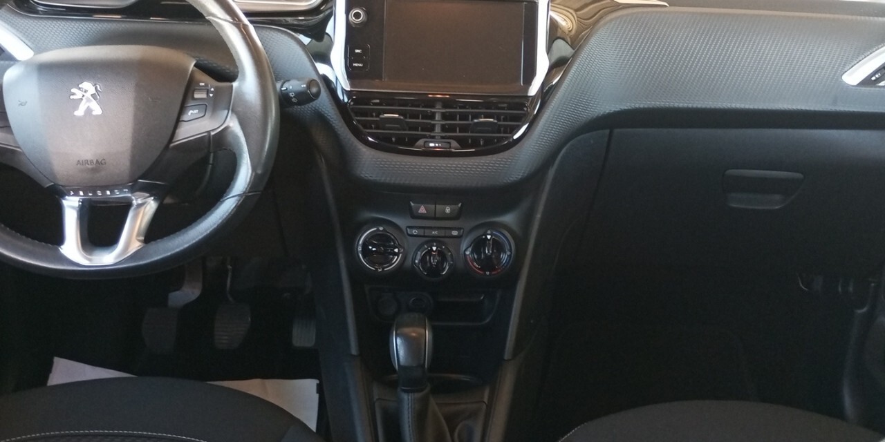 peugeot 208 usado